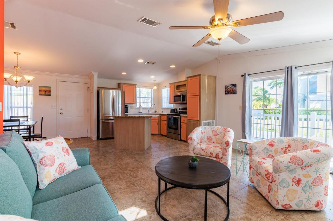Tiny House Siesta Villa ซาราโซตา ภายนอก รูปภาพ